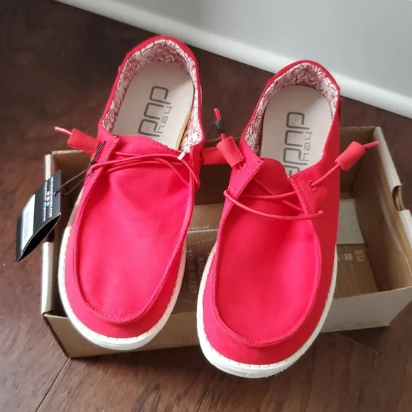 HEY DUDE WENDY RED - Picture 2 of 5